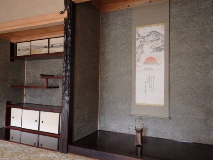 床の間の掛け軸を鑑定