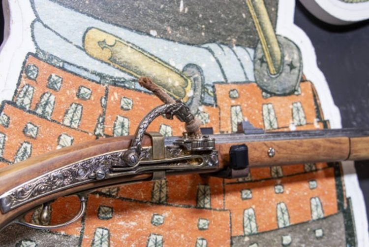 発見された火縄銃