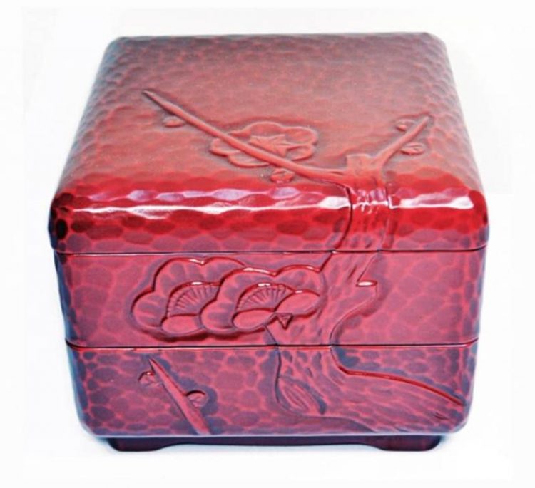 鎌倉彫の骨董品